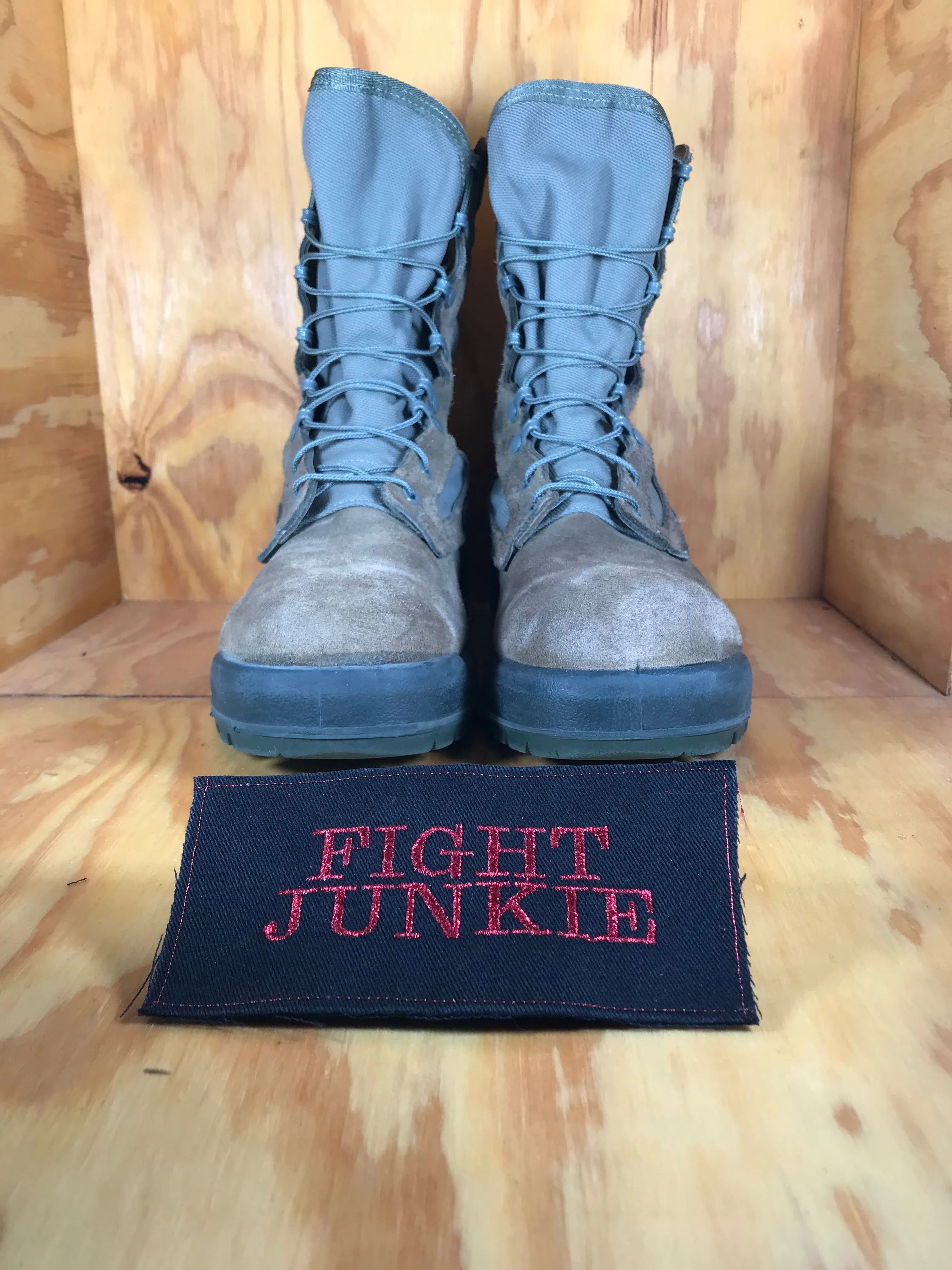 BELLEVILLE BELLE VILLE AFTW AIR FORCE SAFE TO FLY Men's Size 11.5R Suede Boots 16-D-1023