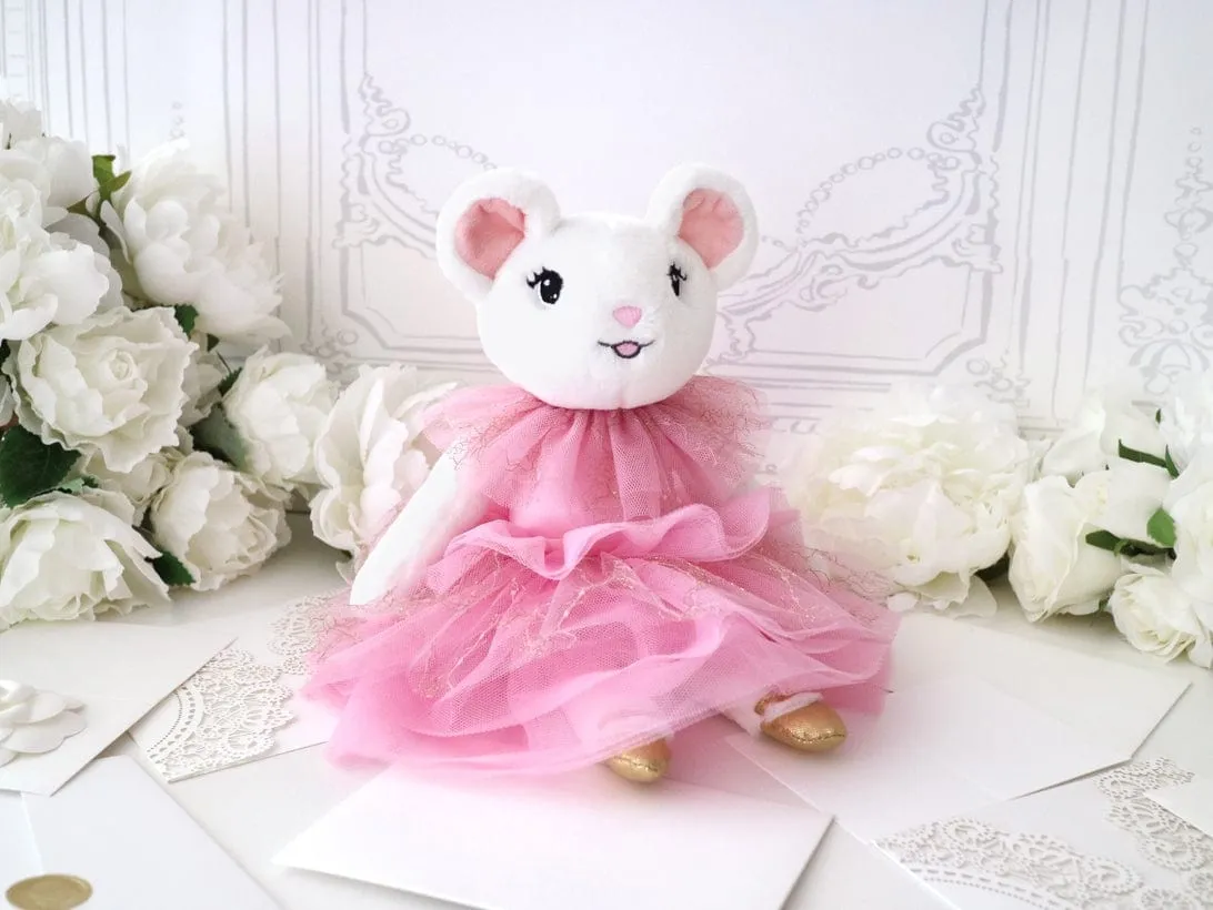 Bunnies By The Bay Claris The Chicest Mouse in Paris