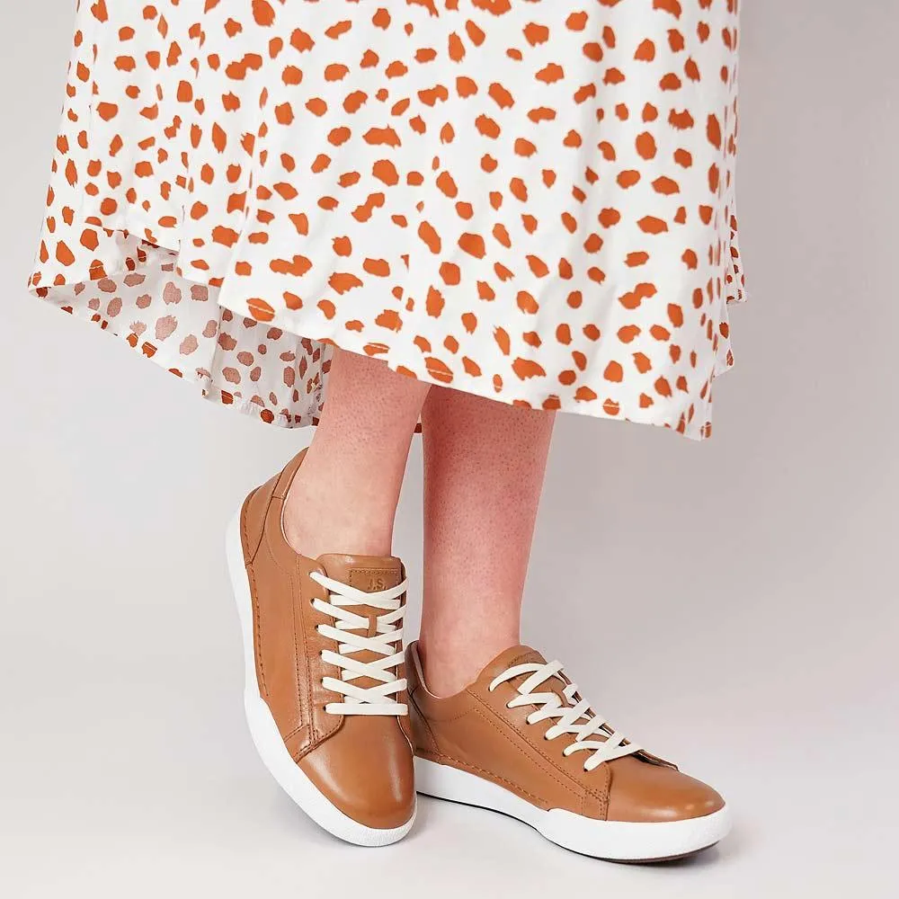 Claire 01 Camel Leather Sneakers