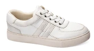 Corkys Rizz, White