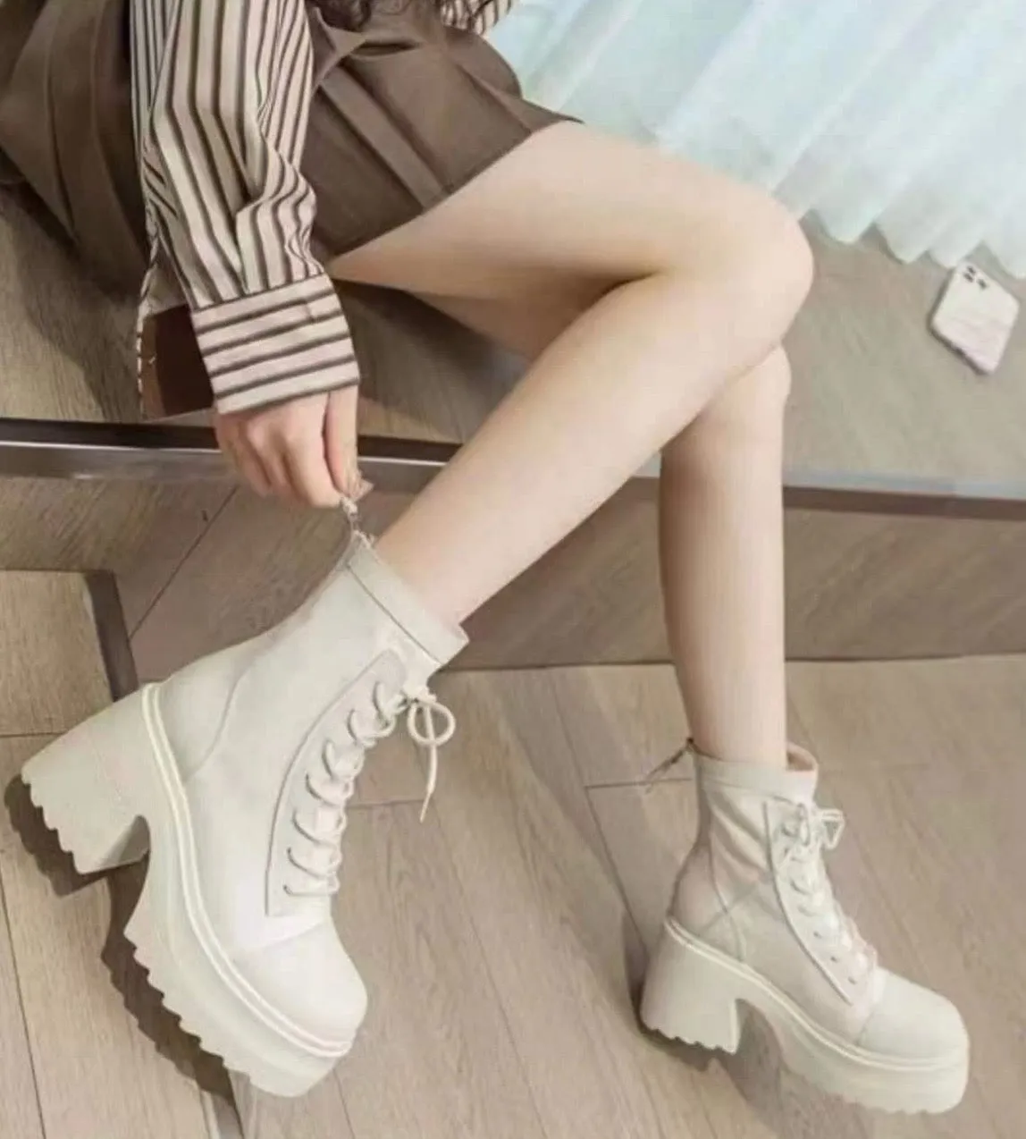 Lace-Up Mid Calf Leather Thicker Platform Boots