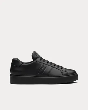 Mach 3 Calf Leather Classic Black Low Top Sneakers