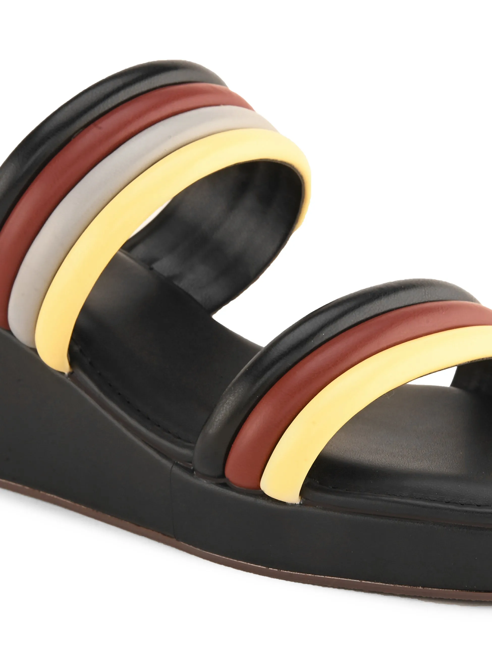 Pelle Ablero Black Wedge Sandals for Women