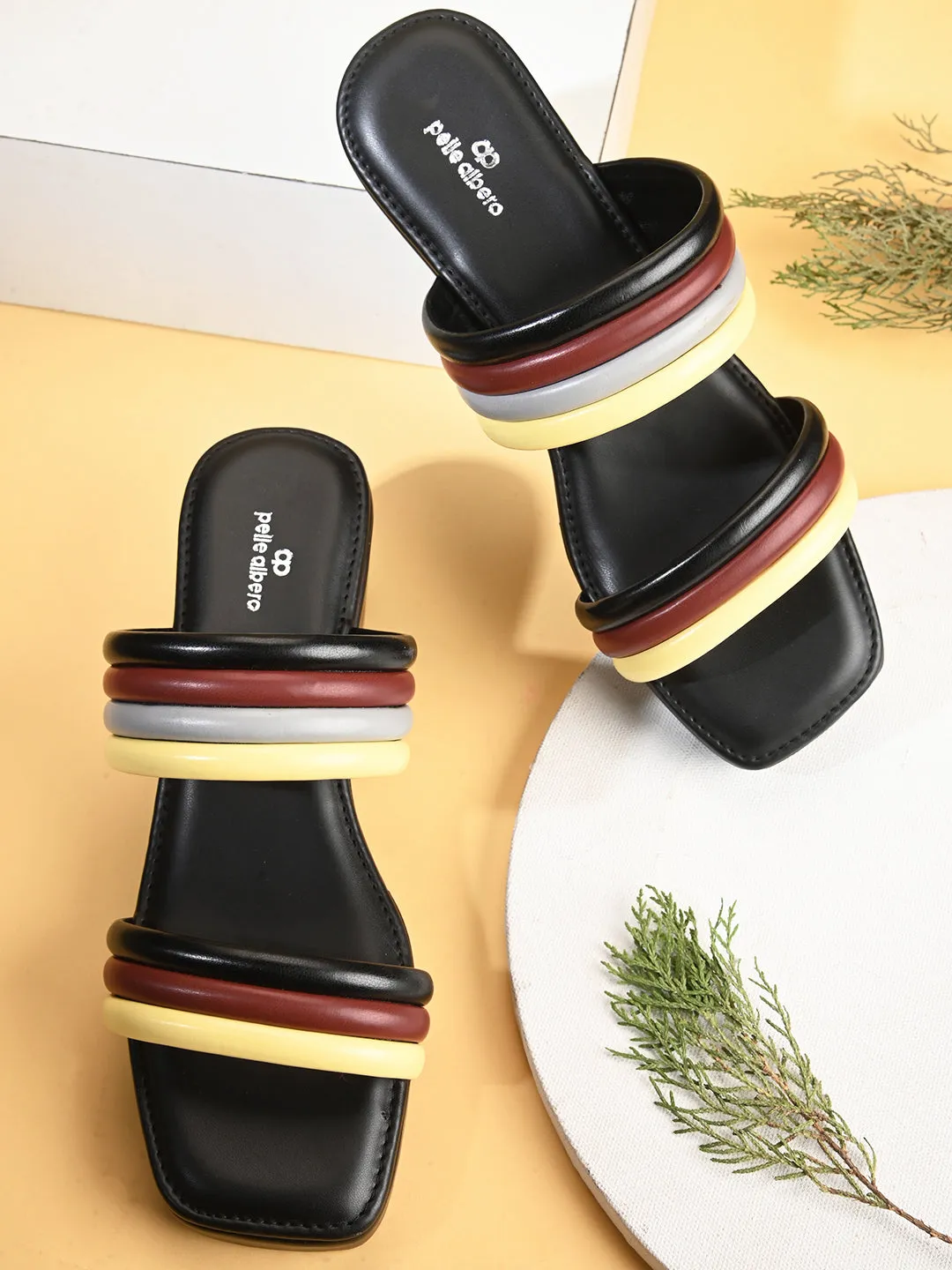 Pelle Ablero Black Wedge Sandals for Women