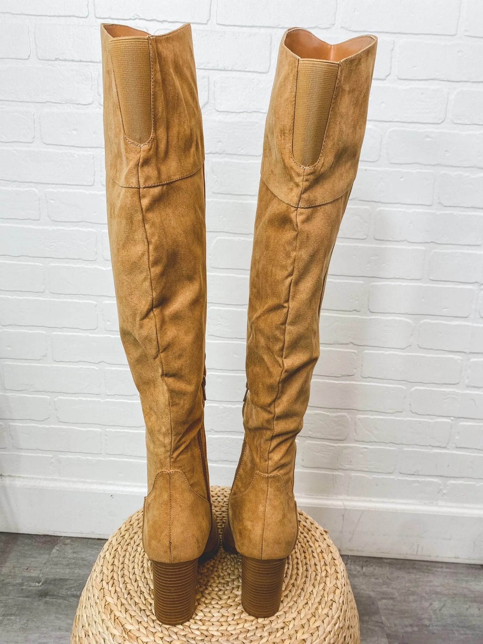 Slay over the knee boots butterscotch