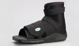 Slimline Cast Boot  Black Square-toe  Adult Small