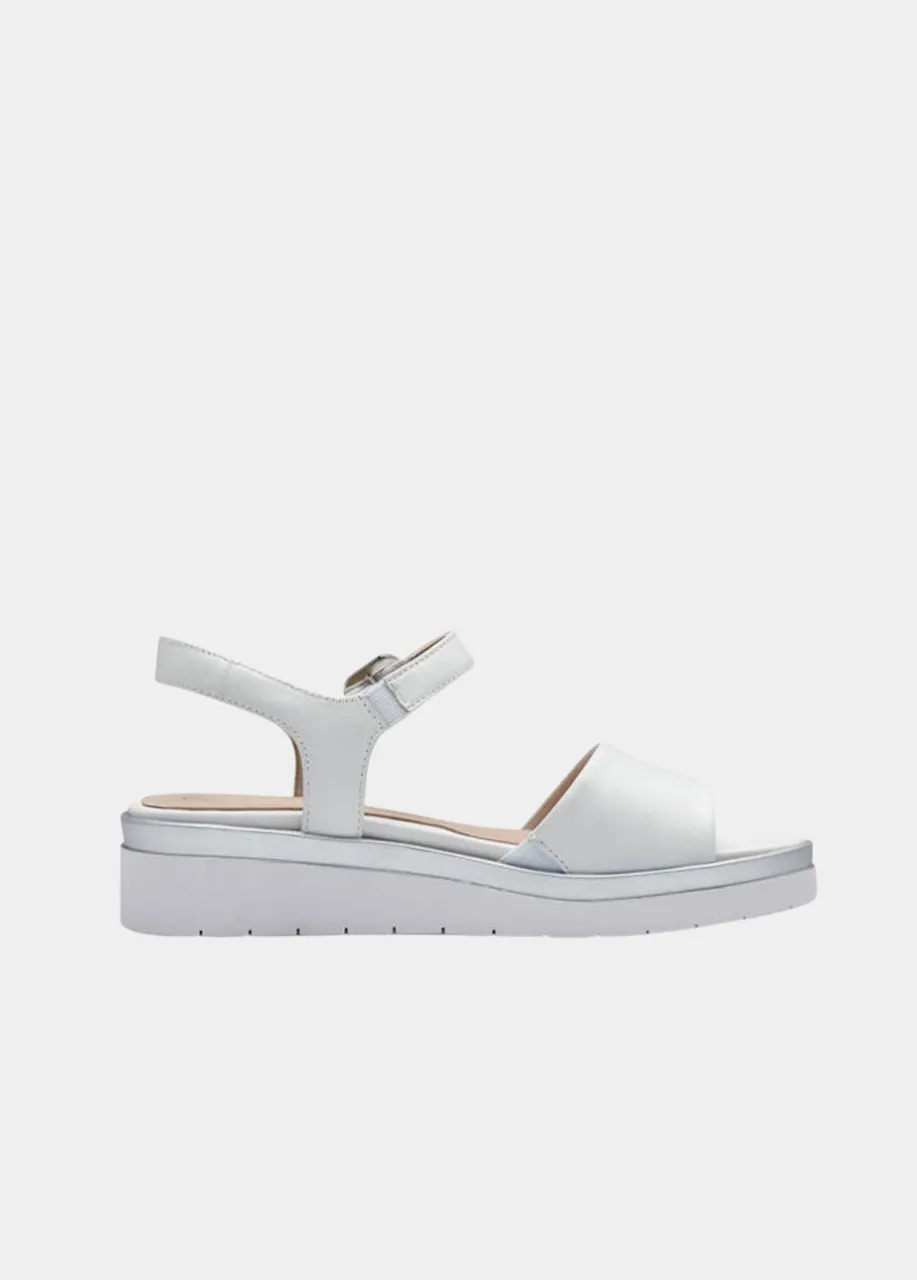 Tamaris Stylish White Combi Wedge Sandals