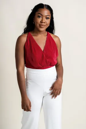 Textured v-neck bodysuit cherry red