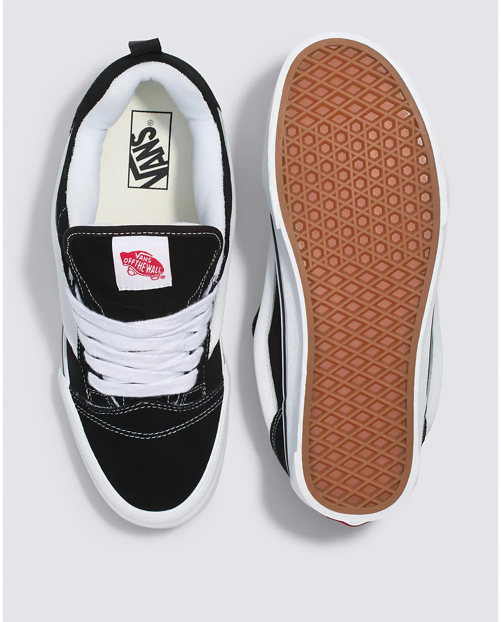 Vans Knu Skool Suede Shoe - BLACK/TRUE WHITE